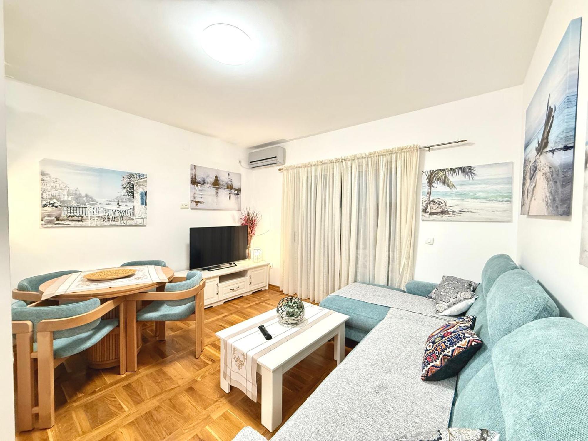 Apartment Varja 2 *