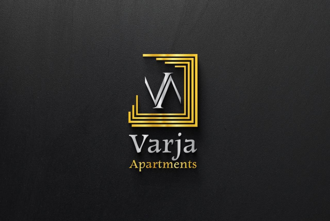 Varja 2 דירה *
